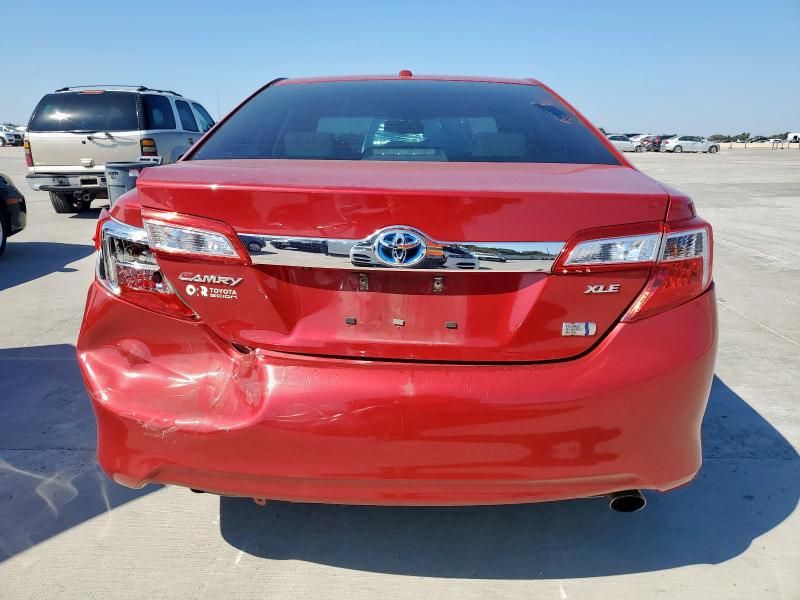 2014 Toyota Camry Hybrid