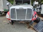 2013 Freightliner Cascadia Semi Truck