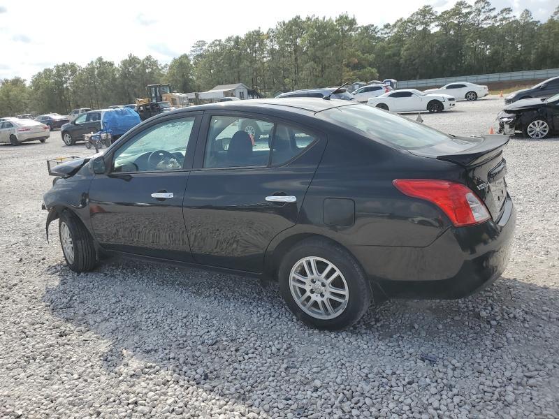 2013 Nissan Versa s