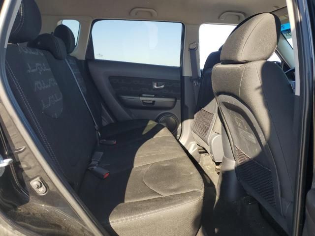2013 KIA Soul +