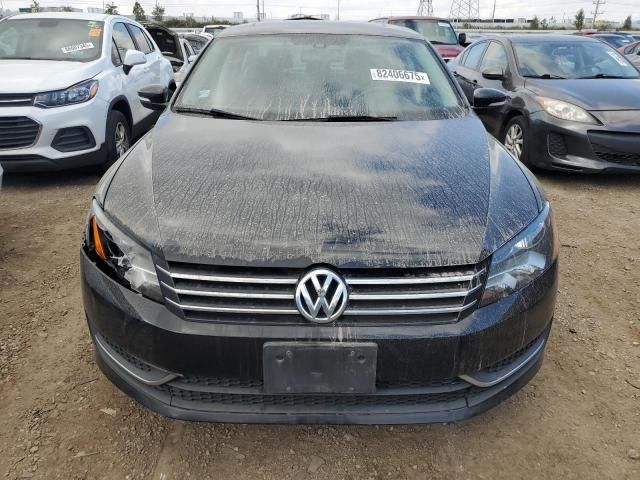 2014 Volkswagen Passat SE