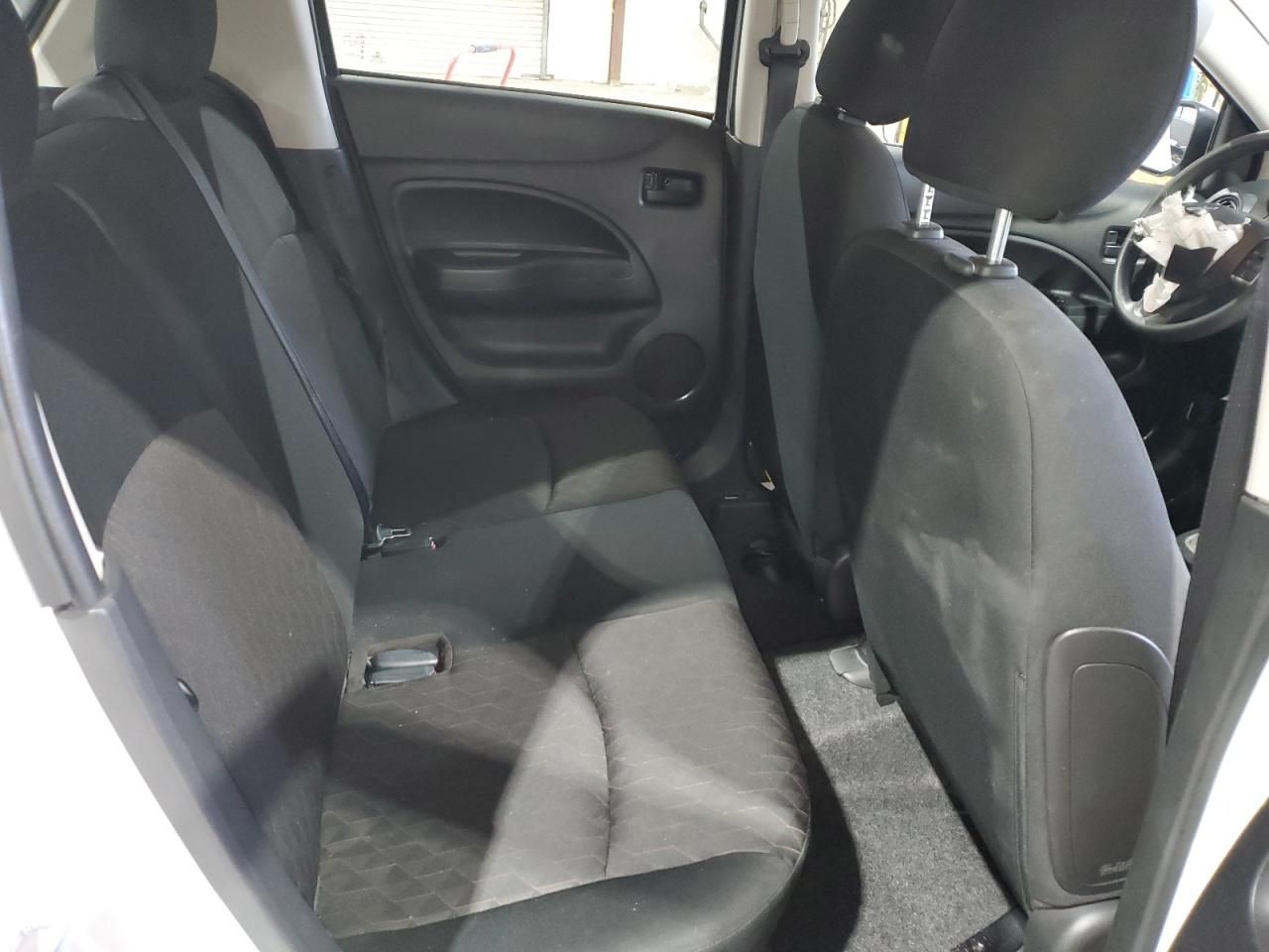 2024 Mitsubishi Mirage es