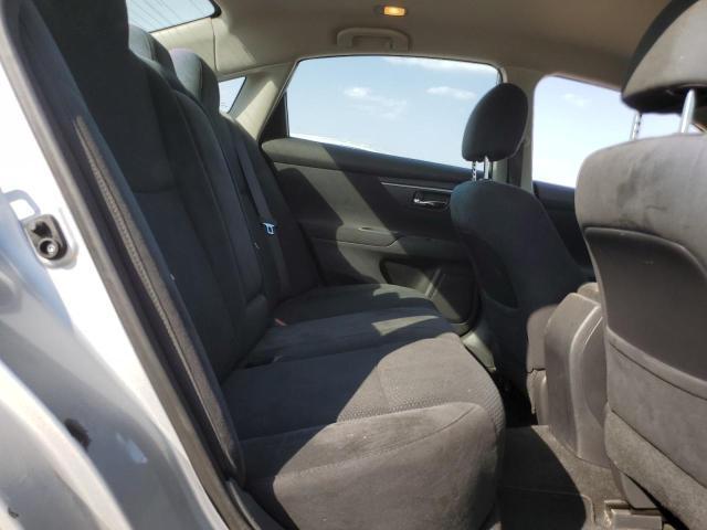 2015 Niss Altima 2.5 s
