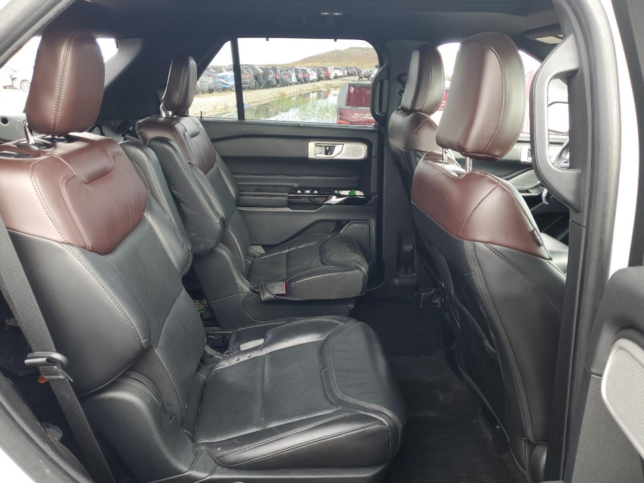 2021 Ford Explorer Platinum