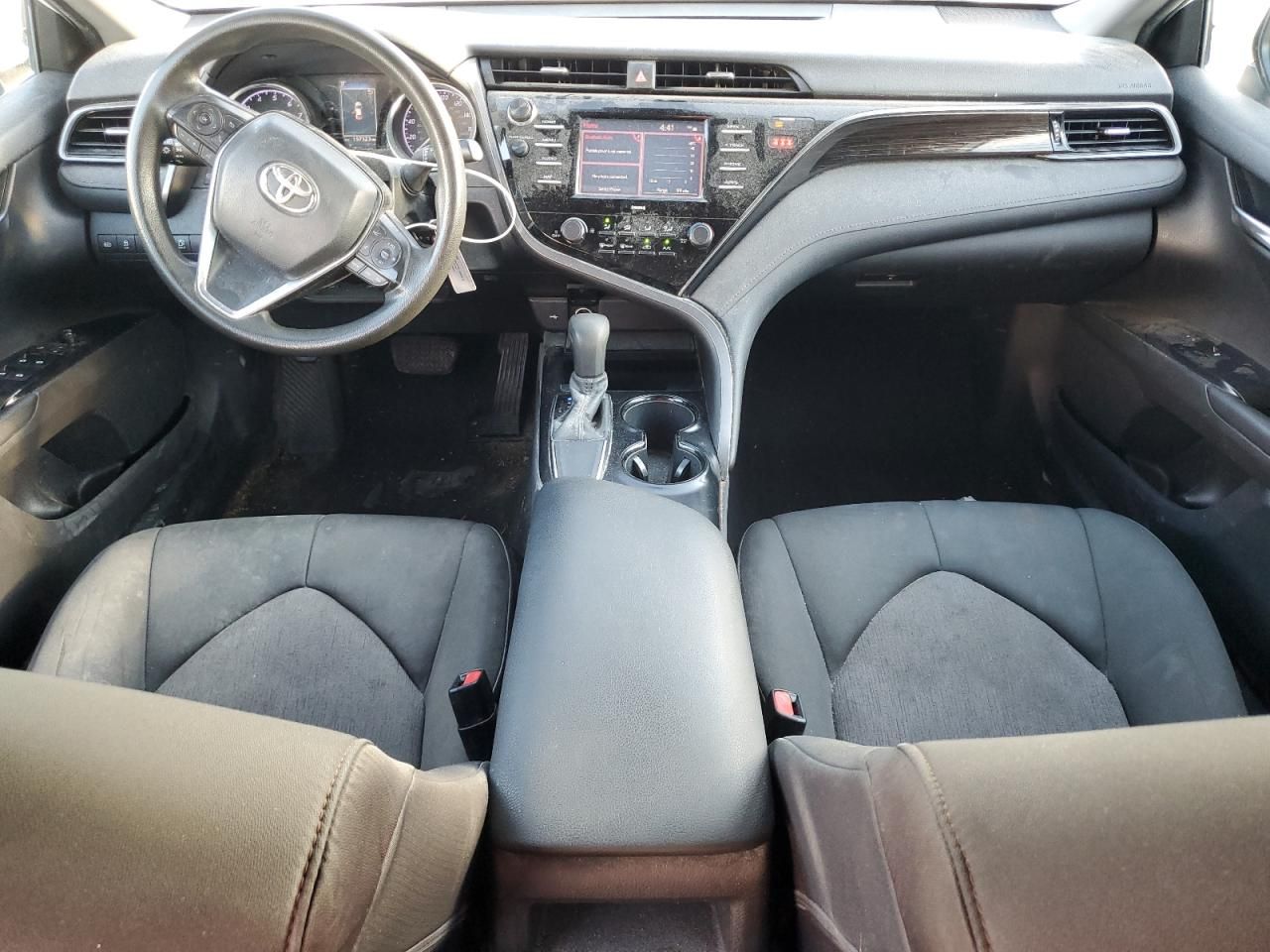 2020 Toyota Camry le