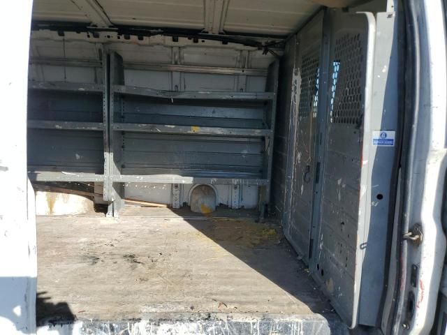 2010 Chevrolet Express G2500