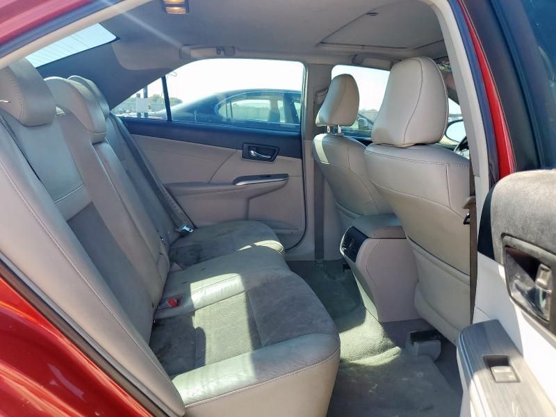 2014 Toyota Camry Hybrid