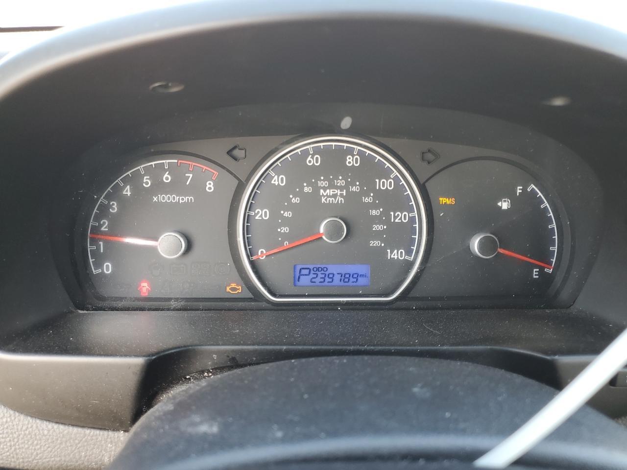 2010 Hyundai Elantra Blue