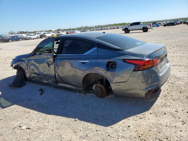 2022 Nissan Altima sv
