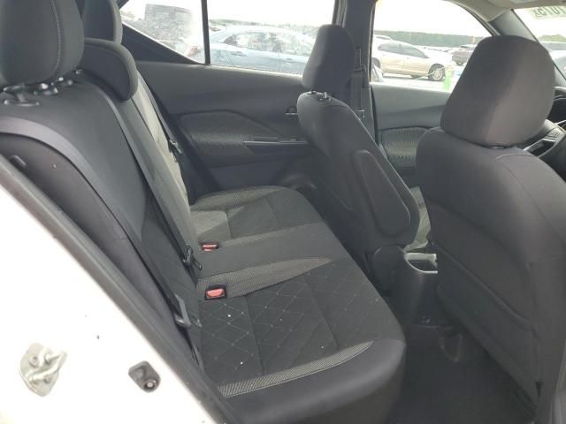 2019 Nissan Kicks S