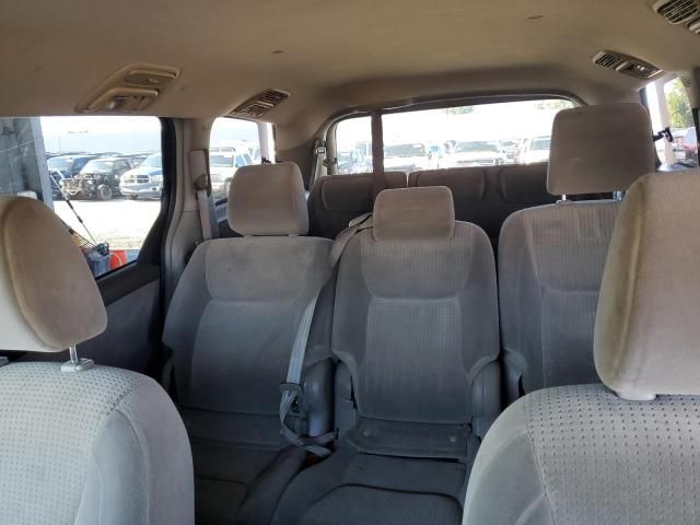 2009 Toyota Sienna CE