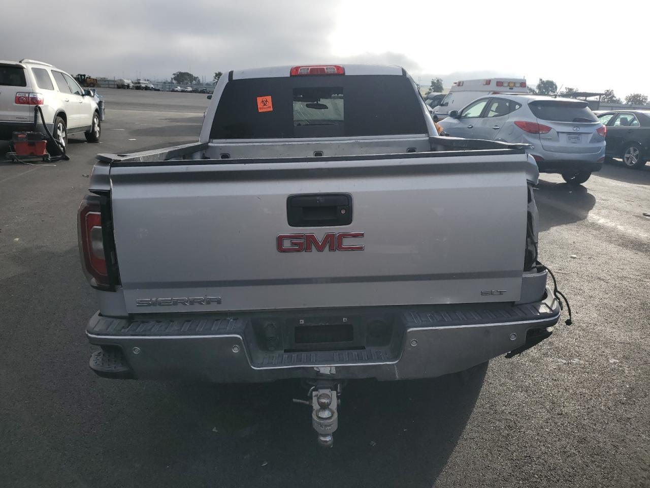 2018 GMC Sierra K1500 slt
