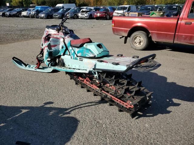 2024 Bombardier Snowmobile