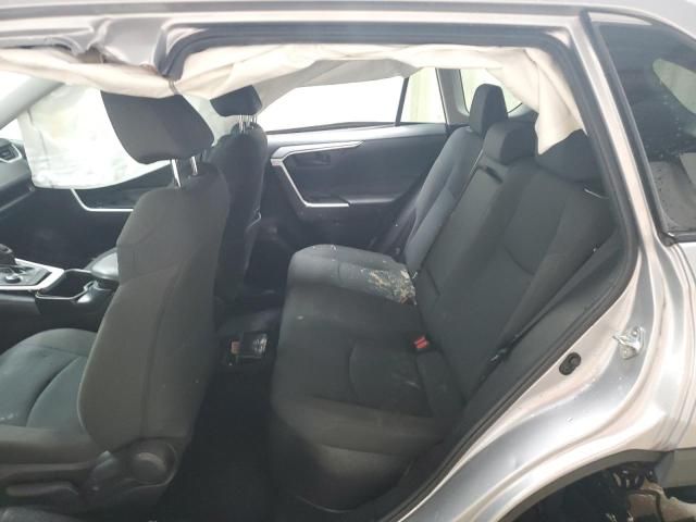 2022 Toyota Rav4 le
