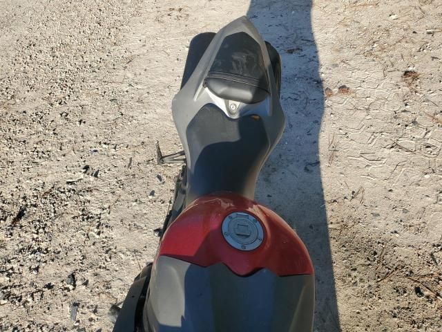 2007 Yamaha YZFR1