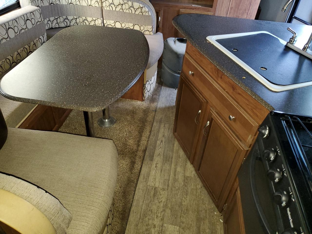 2016 Forest River 2016 Coachmen Freedom-Camper