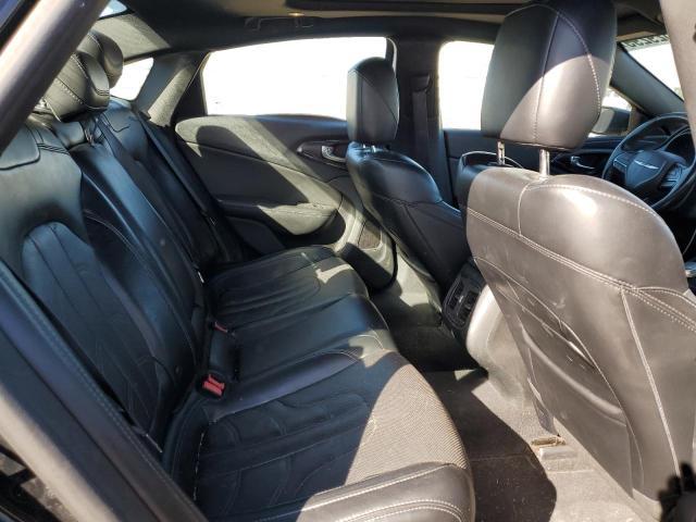2016 Chrysler 200 s