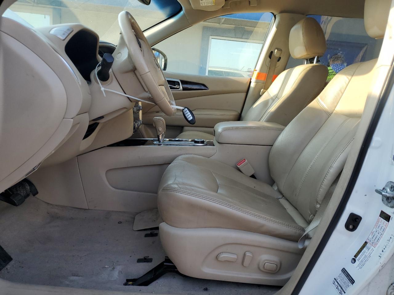 2014 Nissan Pathfinder s
