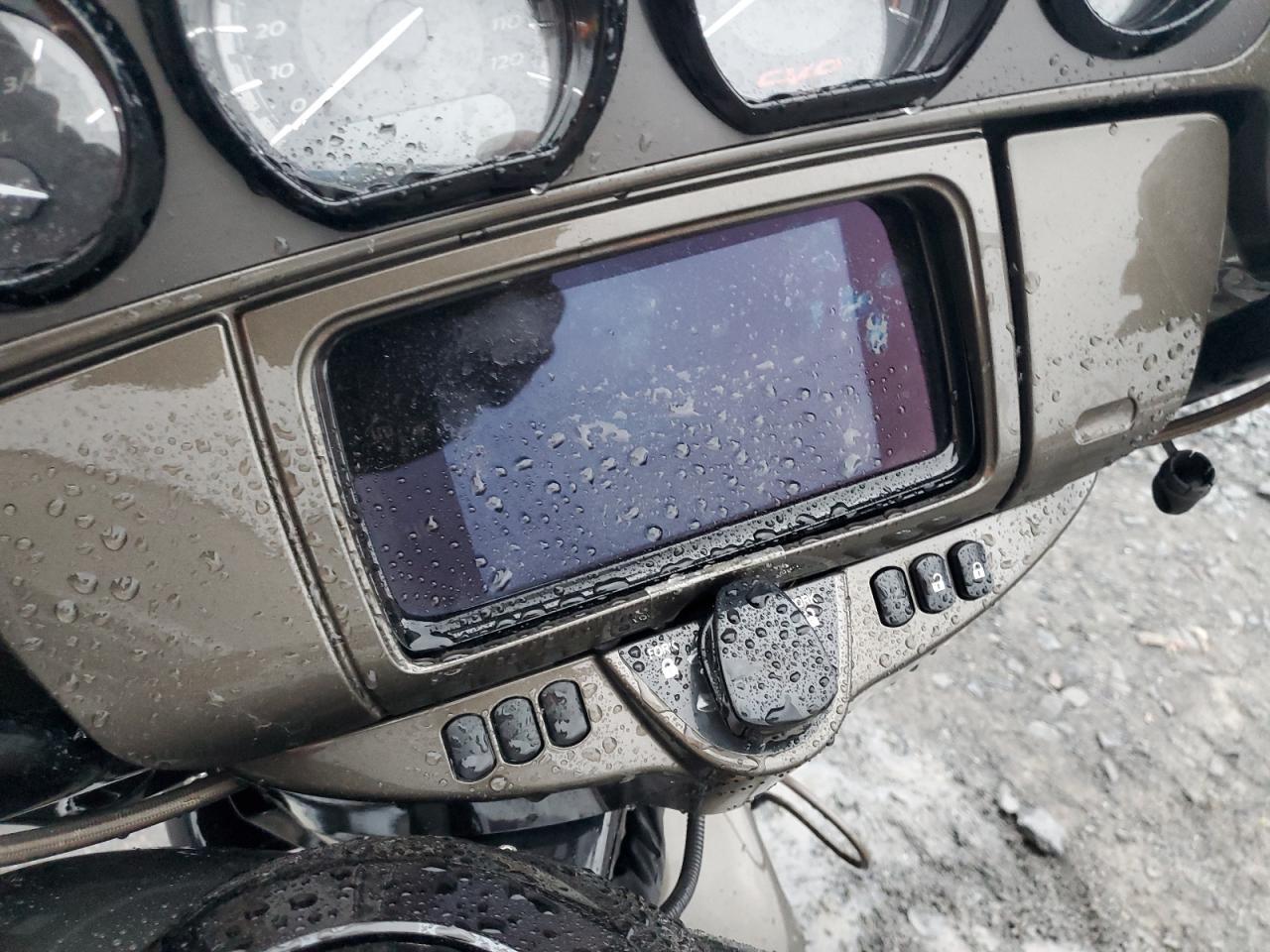 2021 Harley-Davidson Flhxse