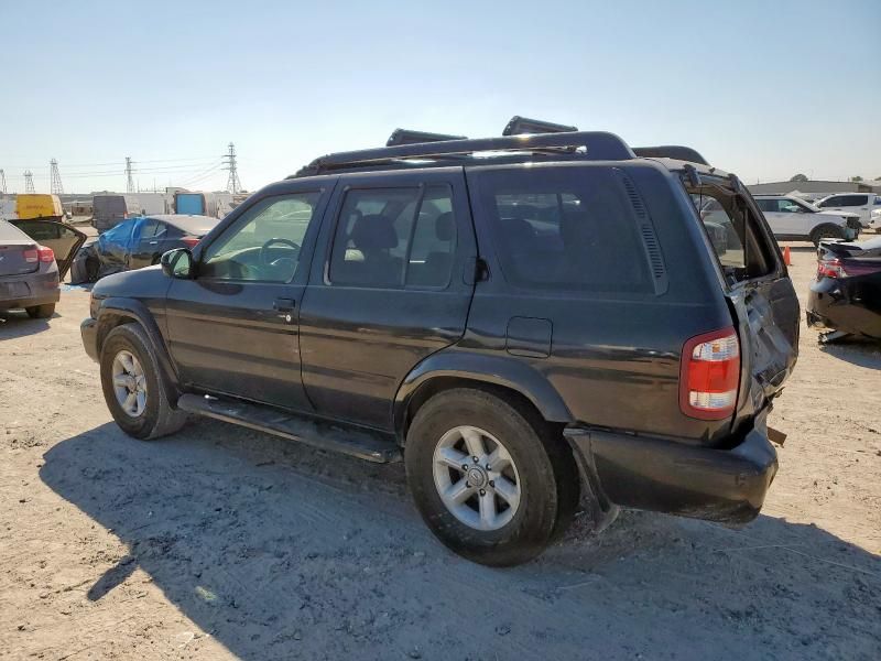 2004 Nissan Pathfinder LE