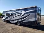 2016 Ford Econoline E450 Super Duty Cutaway Van