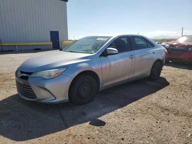2015 Toyota Camry le