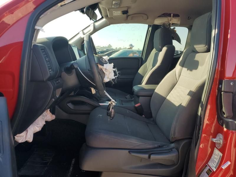 2022 Nissan Frontier S