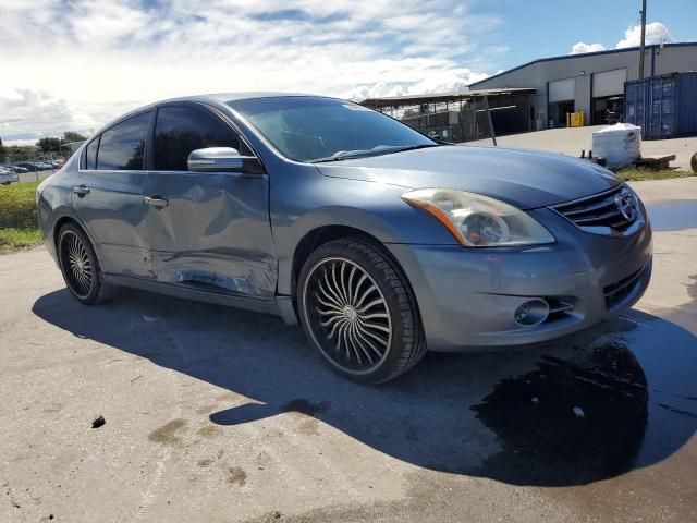 2011 Nissan Altima Base