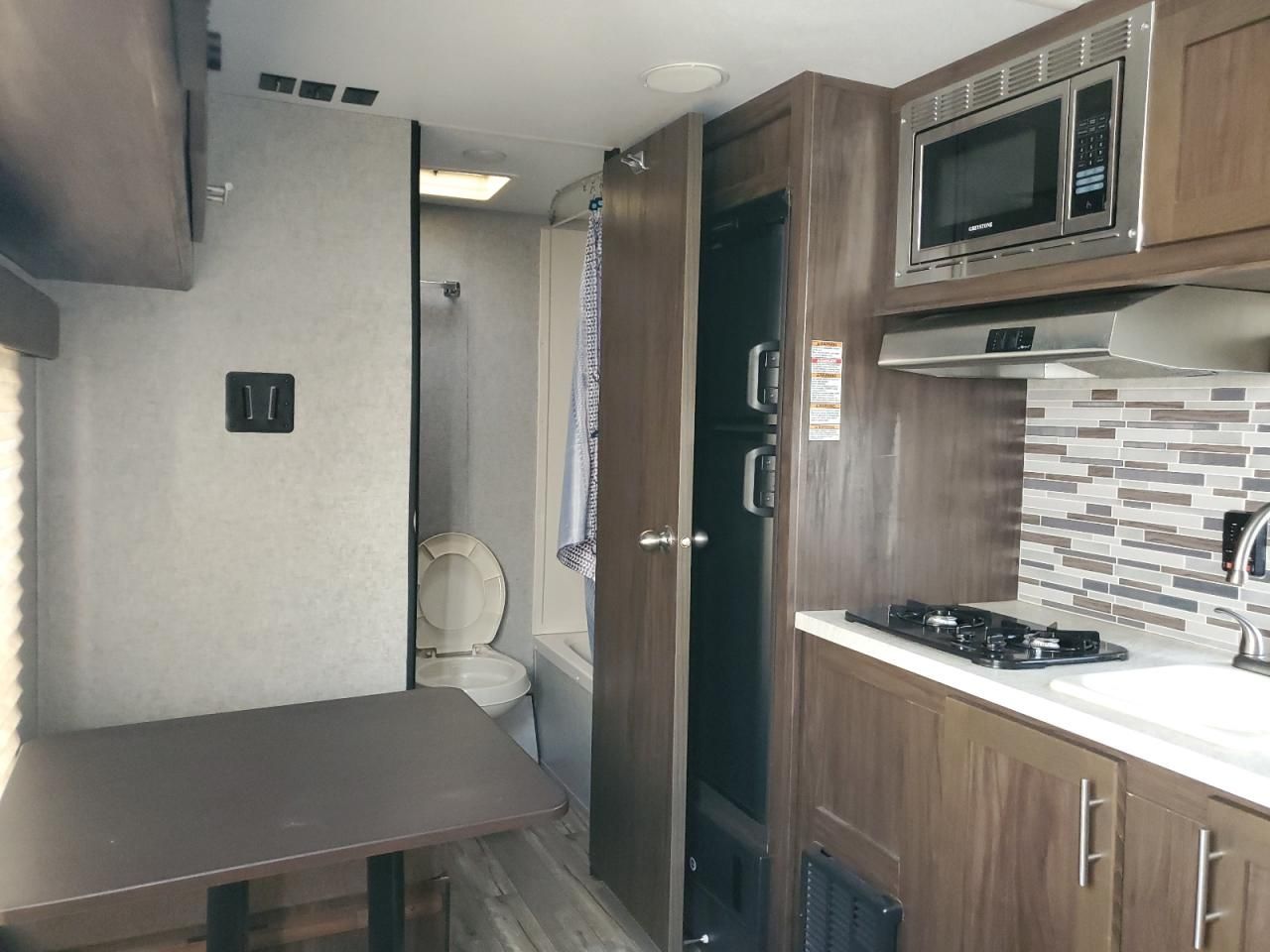 2019 Wildwood 2019 Foresriver Wolf pup