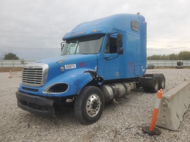 2005 Freightliner Columbia 120 Semi Truck