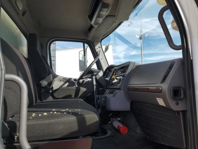 2016 Freightliner Business Class M2 BOX Truck