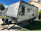 2017 Keystone 2017 Kesy Hideout SE-RVS Camper