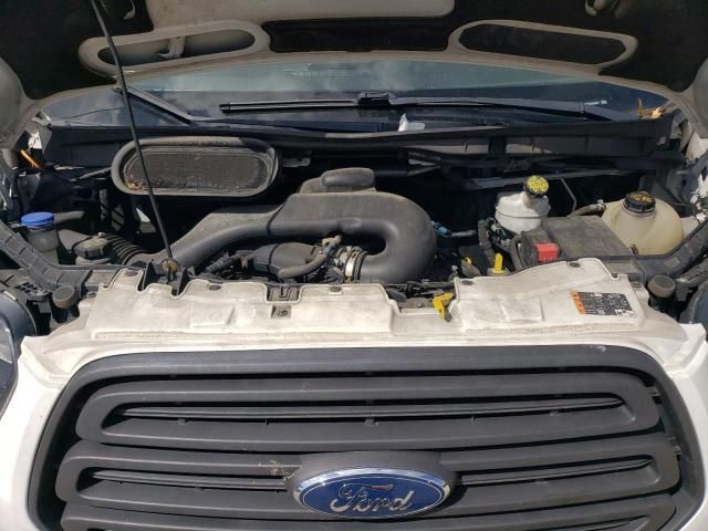 2018 Ford Transit T-250