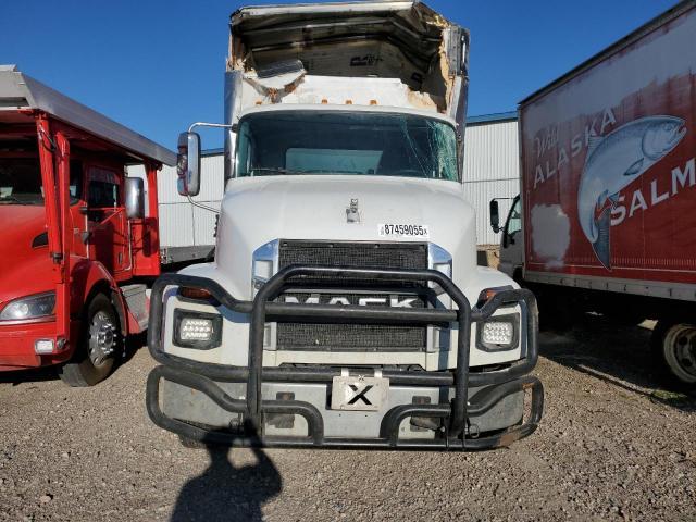 2024 Mack Md box Truck