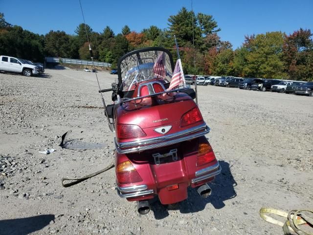 2002 Honda GL1800