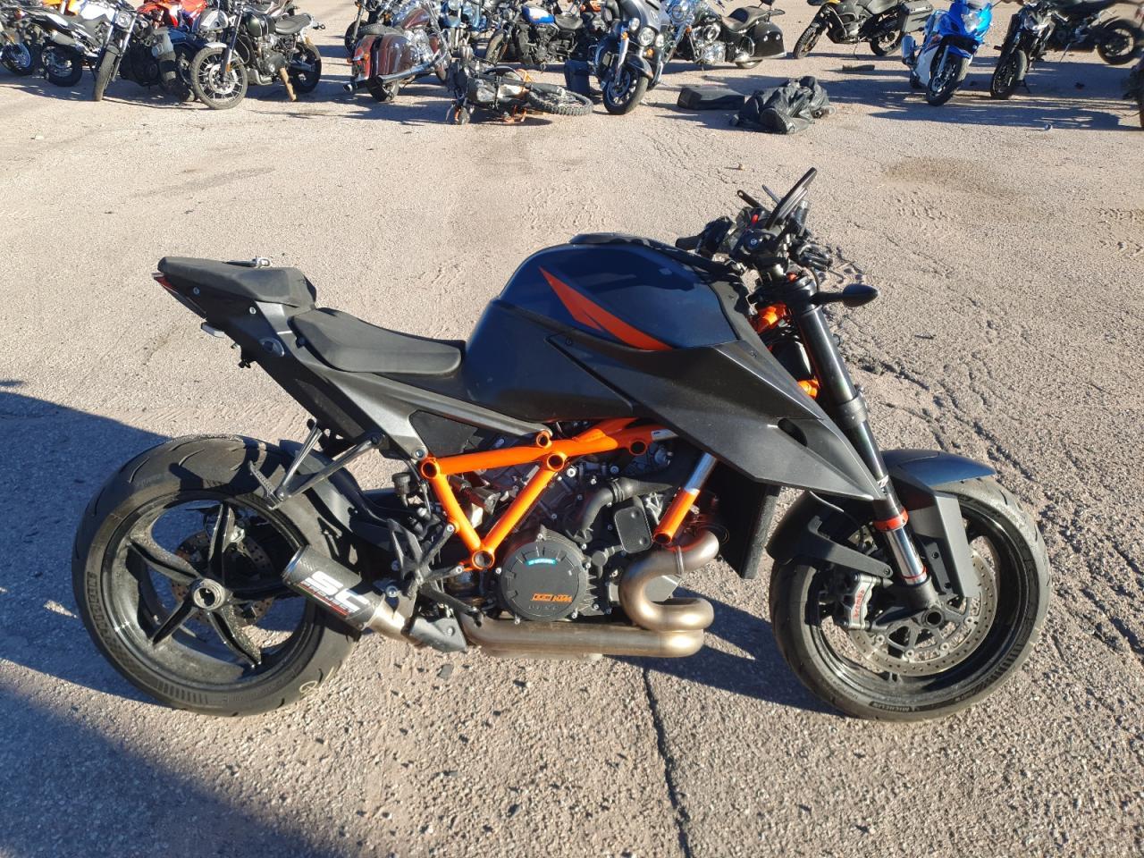 2021 KTM 1290 Super Duke R