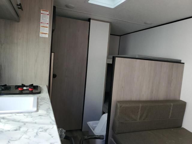 2024 Coleman Lantern Lt-camper