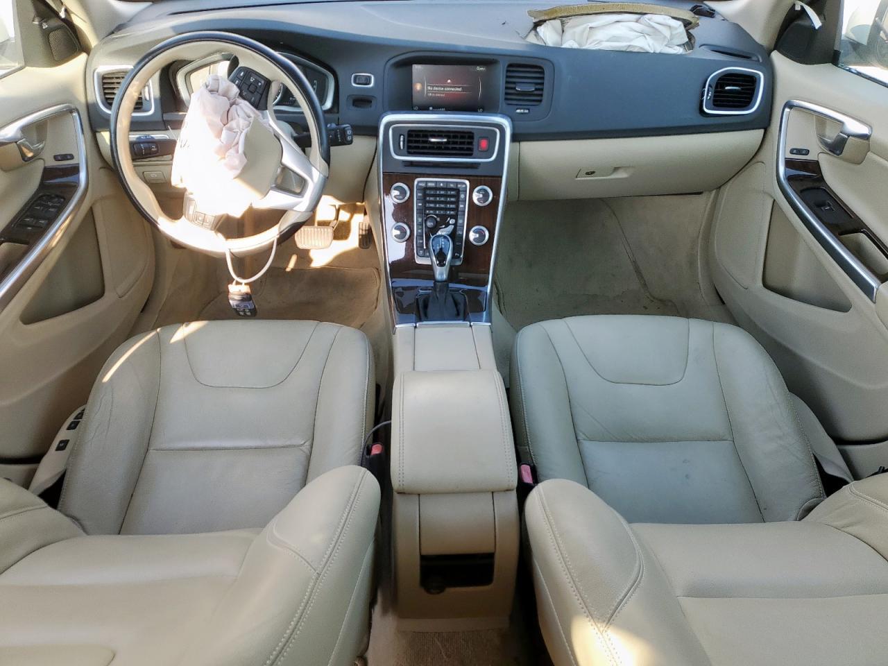2015 Volvo V60 Premier