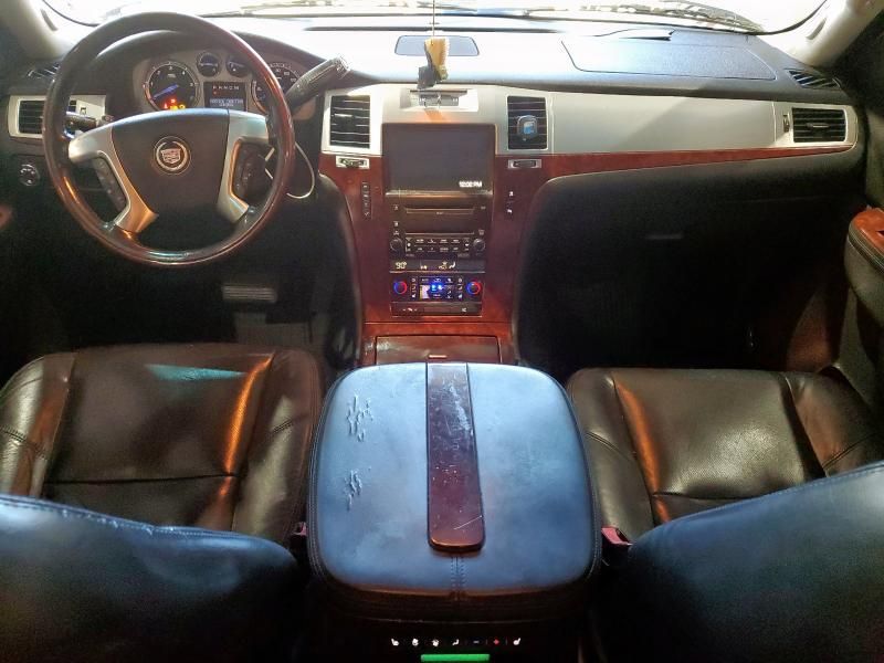 2010 Cadillac Escalade Premium