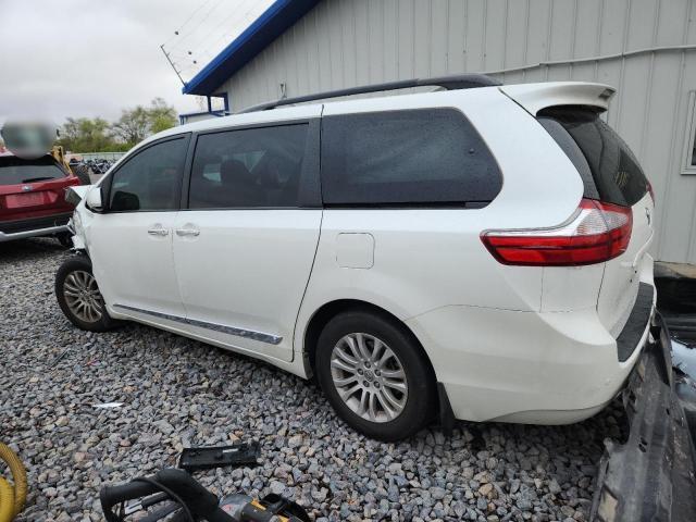 2015 Toyota Sienna xle