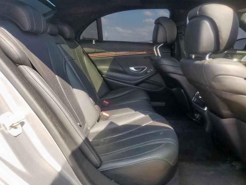 2015 Mercedes-Benz S 550