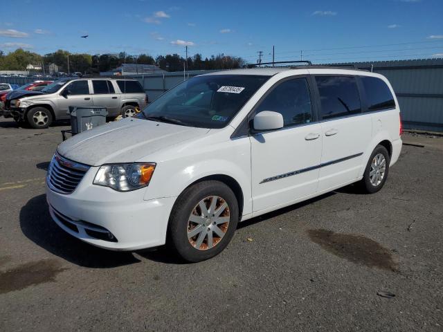 2016 Chrysler Town and Country Touring
