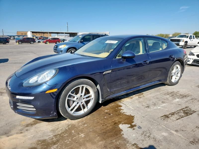 2014 Porsche Panamera 2