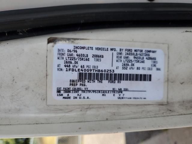 1997 Ford Econoline E450 Super Duty Cutaway Van RV