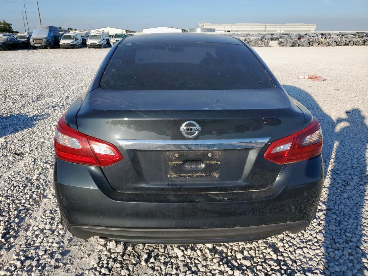 2017 Niss Altima 2.5