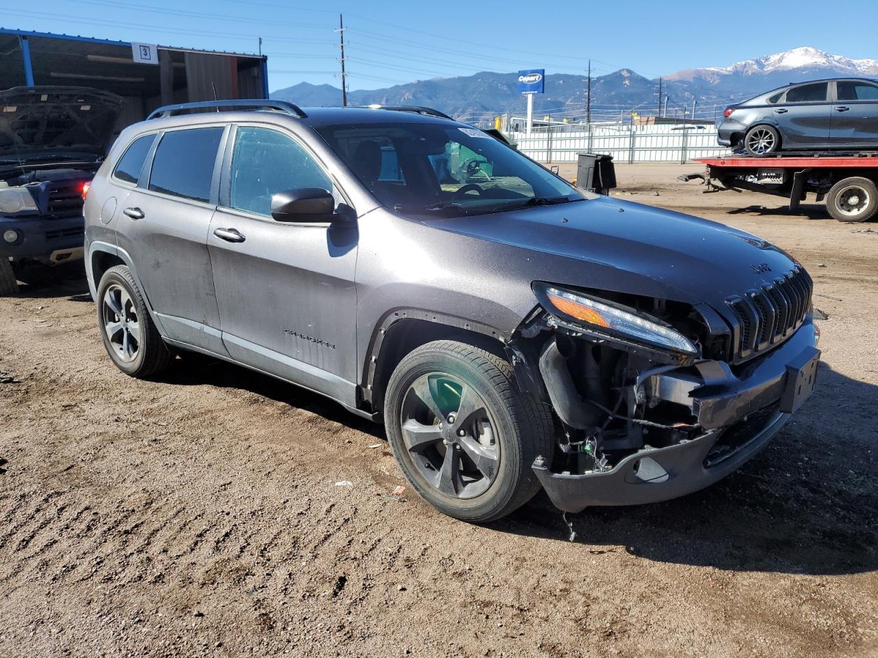 2018 Jeep Cherokee Latitude
