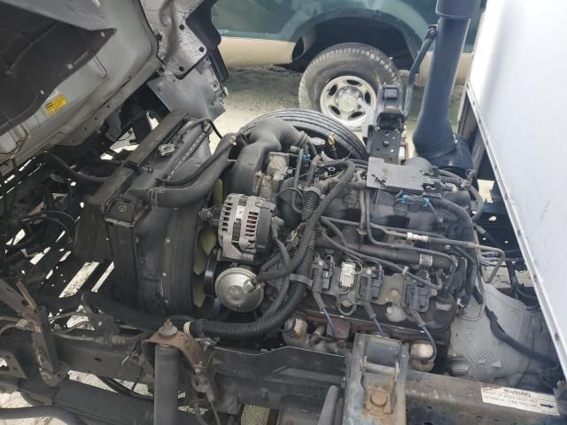 2004 Isuzu NPR
