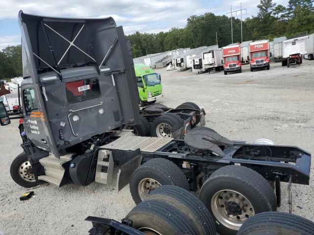 2024 Kenworth T680 Semi Truck