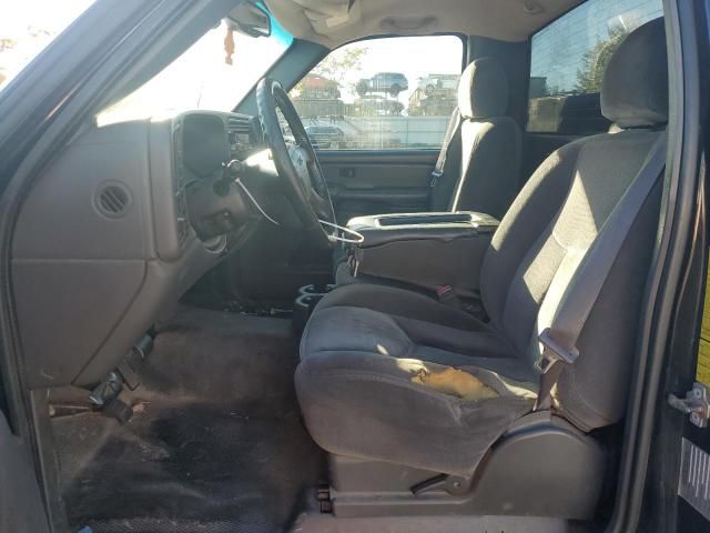 2004 GMC Sierra K2500 Heavy Duty