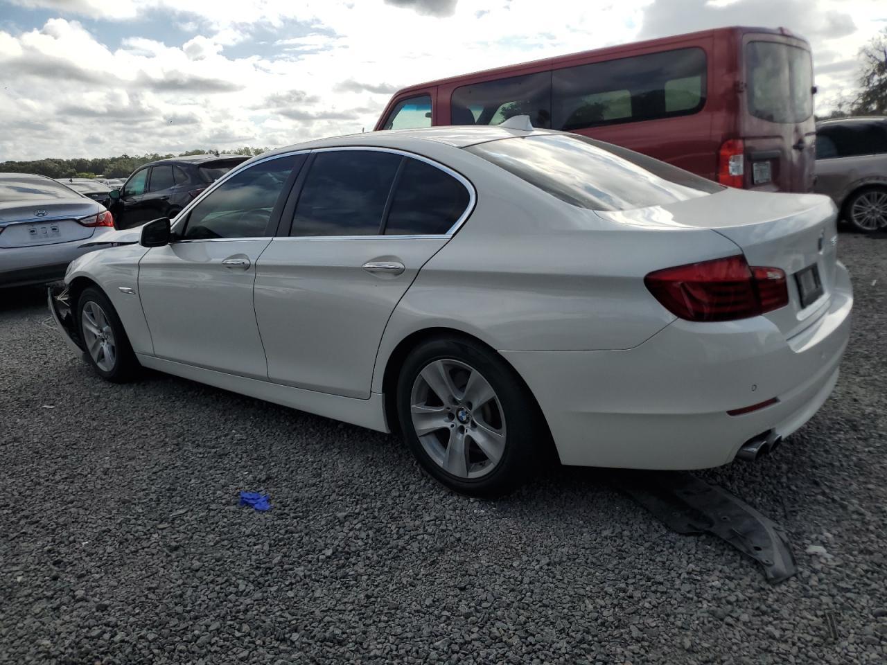 2013 BMW 528 i